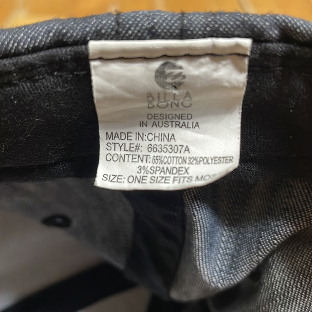 Billabong hat - Picture 5 of 5